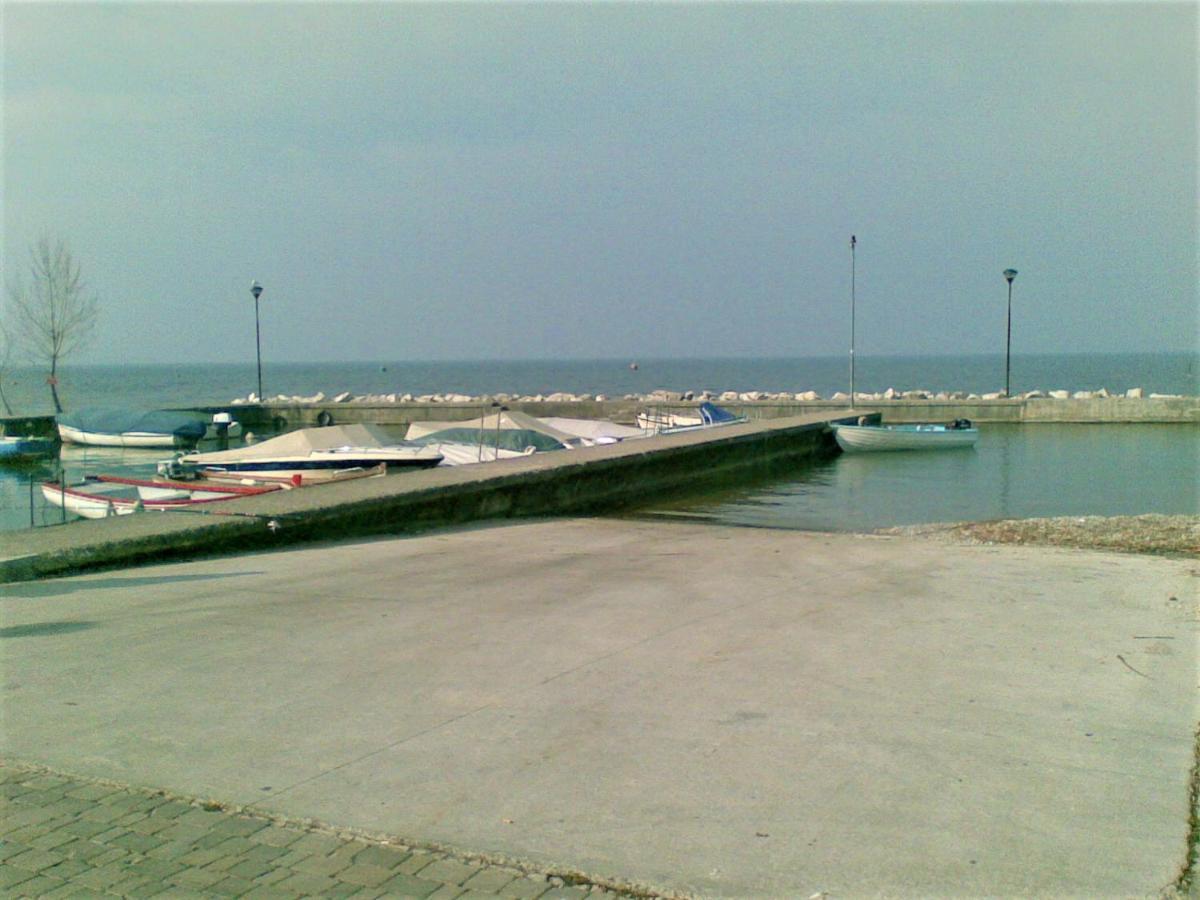 Apartamento Casa Gisela Desenzano del Garda Exterior foto