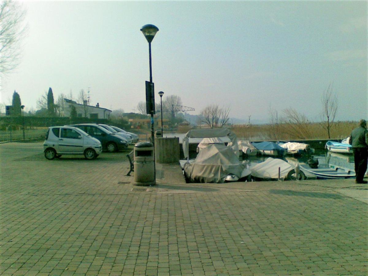 Apartamento Casa Gisela Desenzano del Garda Exterior foto