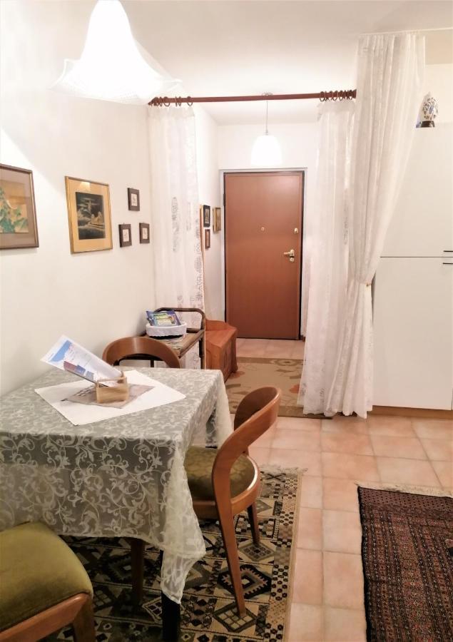 Apartamento Casa Gisela Desenzano del Garda Exterior foto