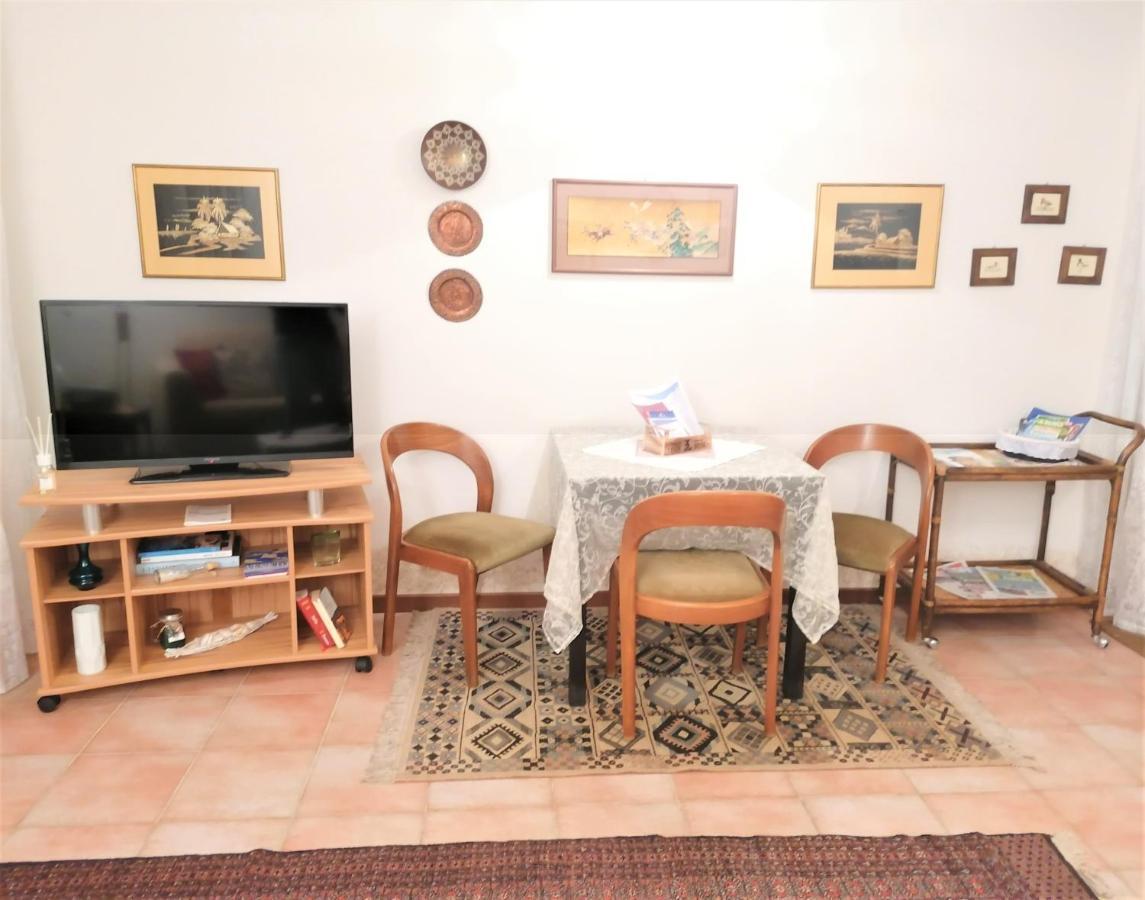 Apartamento Casa Gisela Desenzano del Garda Exterior foto