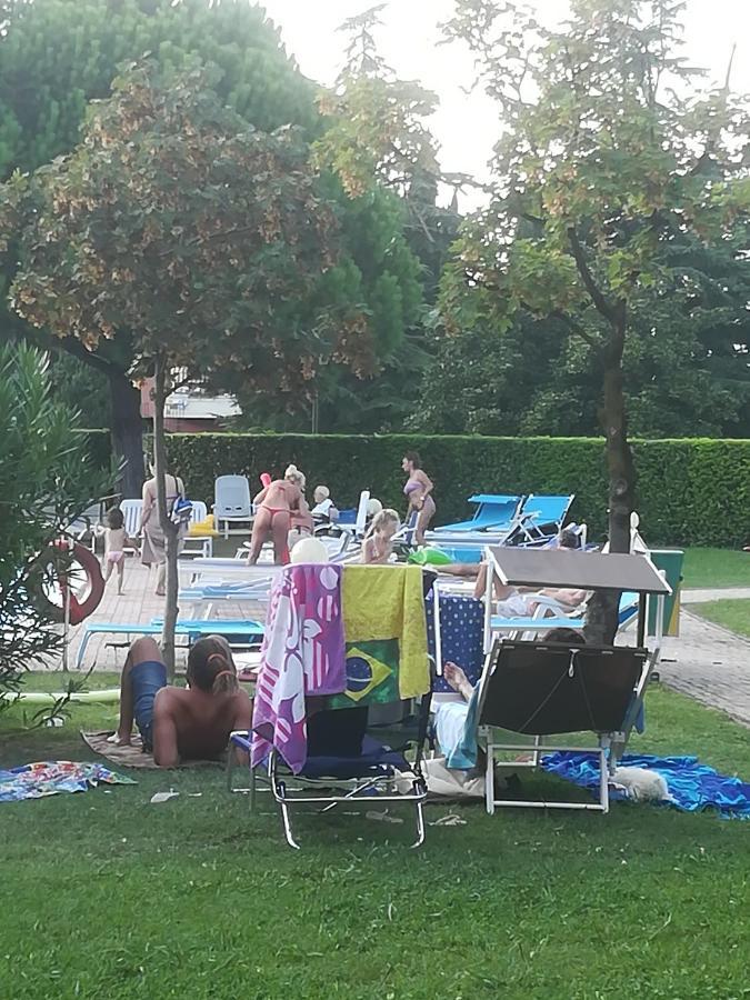 Apartamento Casa Gisela Desenzano del Garda Exterior foto