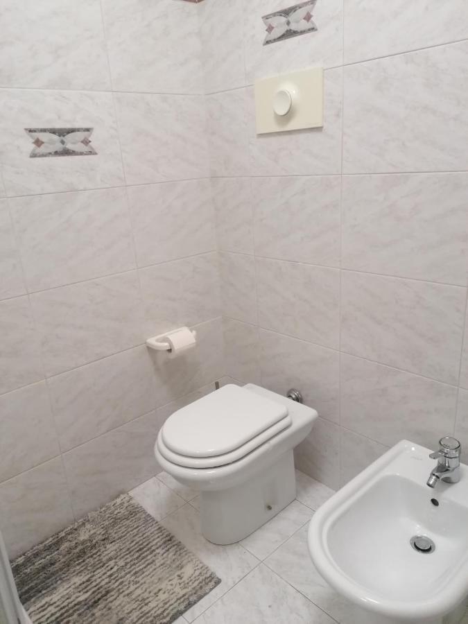 Apartamento Casa Gisela Desenzano del Garda Exterior foto